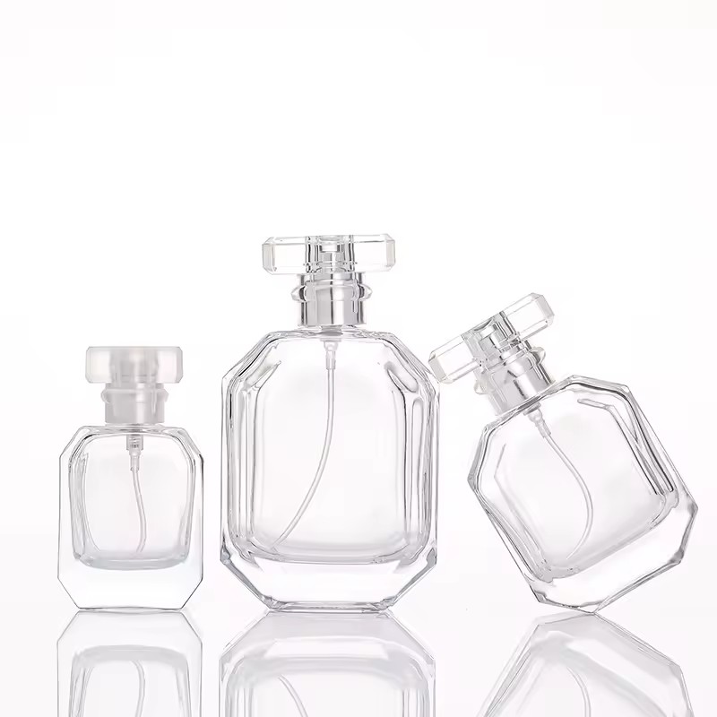 Goods in Stock Premium Transparent Aroma Bottle 30ml 50ml 100ml Empty Customized Glass Perfume Bottle With Sprayer