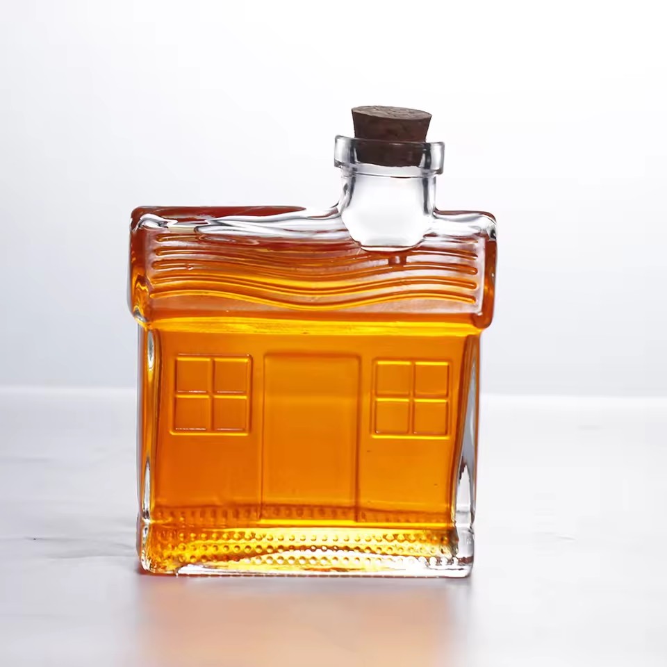 Manufacturer Price Wholesale Customizable Embossed logo Mini Alcohol Glass Bottle 200ml 20cl Gin Whiskey Glass Wine Bottle