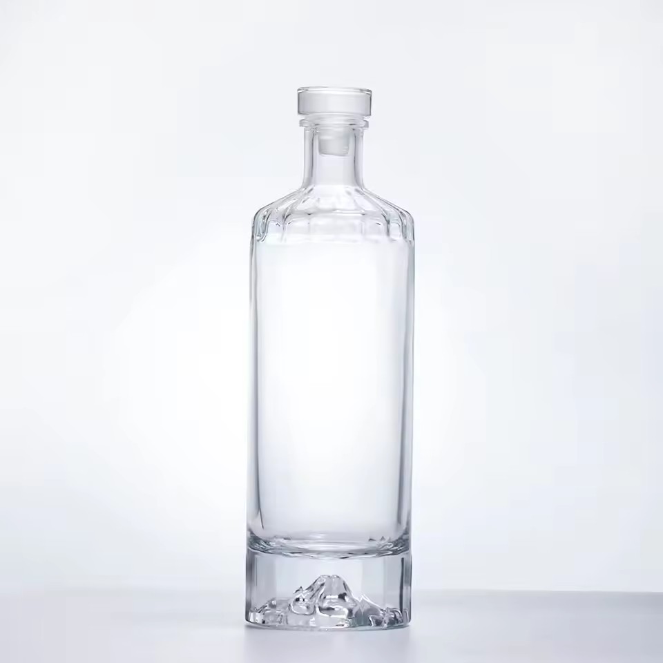 Wholesale Luxury Heavy Duty Iceberg Base Glass Bottle with Pump Sprayer Hot Stamping for Tequila Gin Whiskey Vodka 100ml-1000ml
