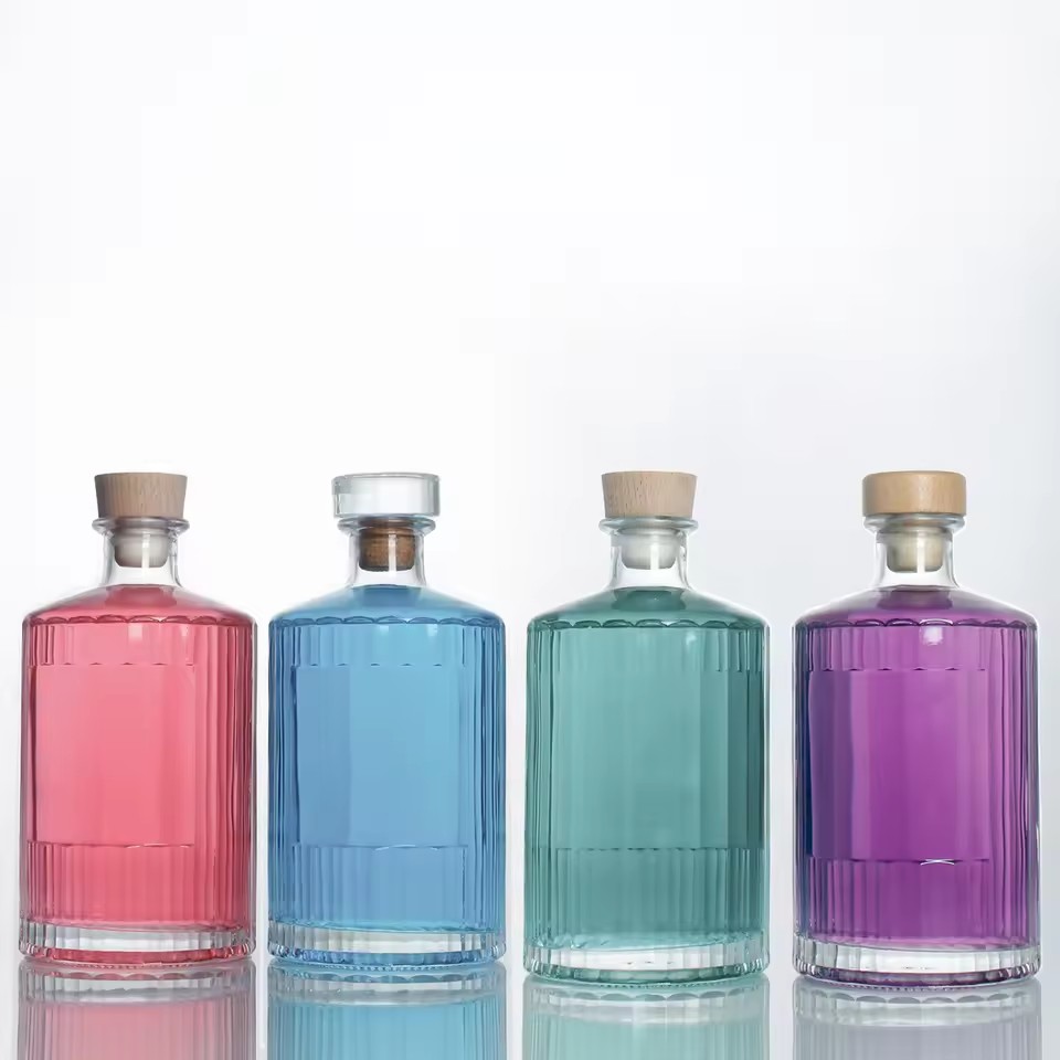 Best-Selling Customizable 500ml Classic Cylindrical Glass Vodka Juniper Bottle Cork High Quality for Lids Bottle Caps Closures