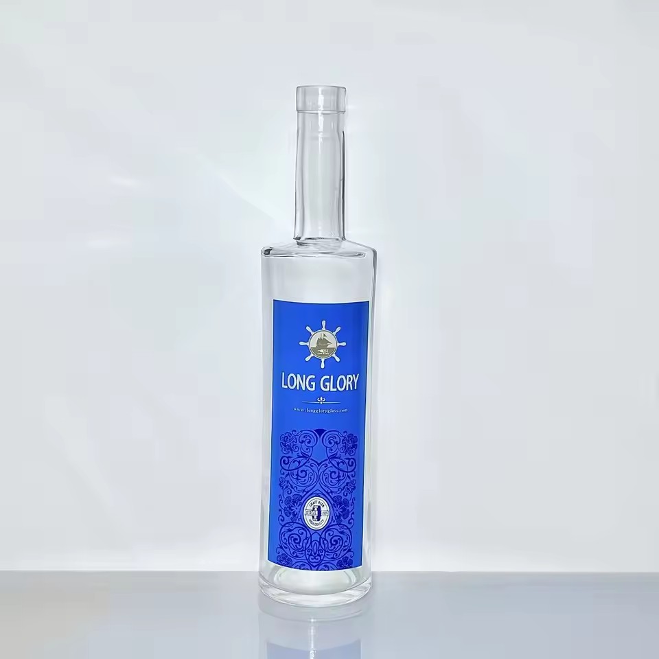 Wholesale High Quality Glass Bottle for Brandy Tequila GIN Whiskey Bottle 700ml 750ml 500ml Glass Bottle with Cork Custom Logo