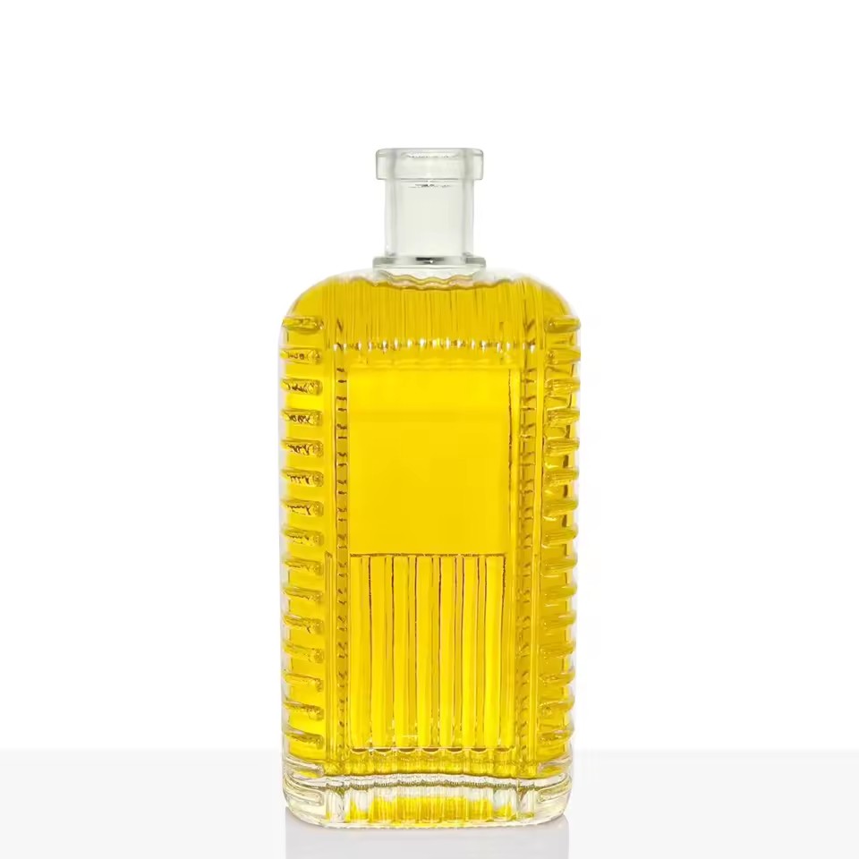 Square 750ml Juice Glass Bottles Wholesale for Spirit Whisky Vodka Cork for Water Brandy Screen Printing Frost Paint