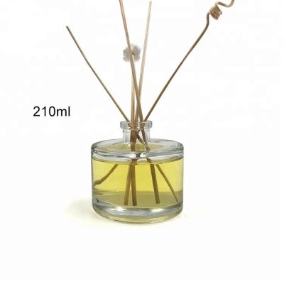 Attractive Design 210ml Round Glass Diffuser Bottle With Glass Cap 