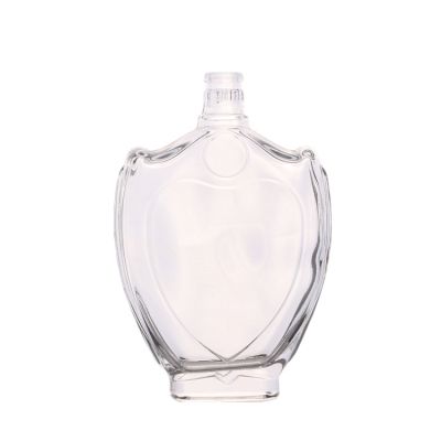450ml Custom fancy heart shaped unique empty tequila glass bottle with guala cap 