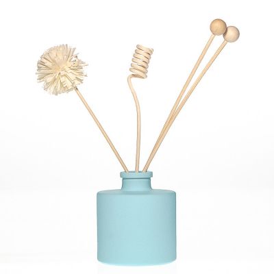 Wholesale 100ml Round Matte Candy Blue Coloured Empty Fragrance Reed Diffuser Glass Bottle with Cork 