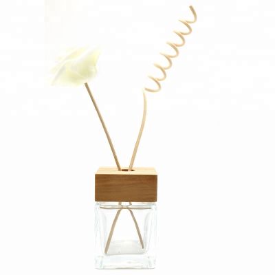 Square Shape Aroma Reed Diffuser Bottle With Wooden Cap 