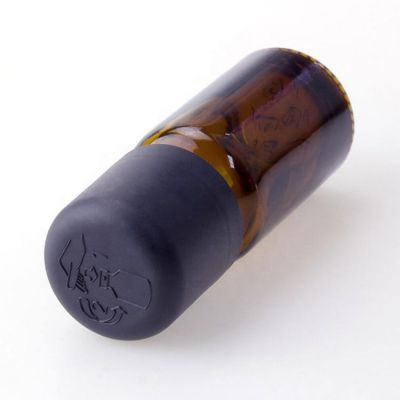 creative design high quality 10ml amber glass essential oil bottle with black children proof twist cap 