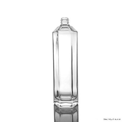 Super Flint Tall Glass 750ml Vodka Spirit Bottle with Screw Top 