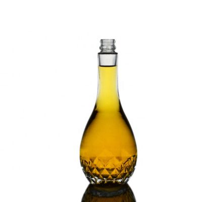 500ML Glass Bottle For Whisky With Screw Cap Wholesale Emboss Whisky Bottle Glass 