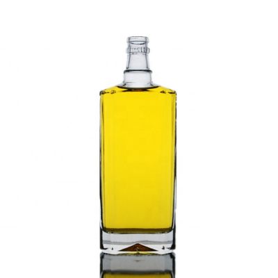 500ml empty clear embossed flat square glass liquor bottle for whisky vodka GIN 