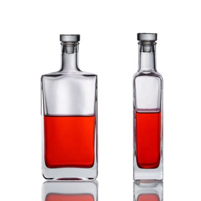 High quality 500ml 750ml transparent empty flat square vodka gin glass bottle 