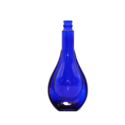 500ml Cobalt Blue Glass Bottle Whiskey Glass Bottle Custom Design Glass Bottle 