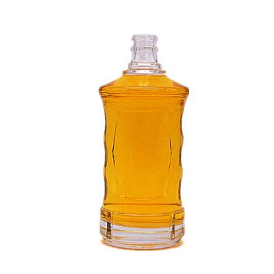 Wholesale 500ml clear absolut liquor Spirit Glass Bottle with cork 