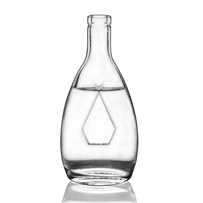 Wholesale 1000ml 750ml 700ml 500ml 375ml Vodka Spirit Glass Bottle for Liquor with cork 