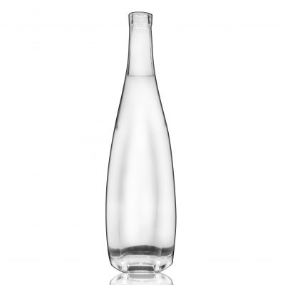 High-end crystal liquor bottle with cork top 700ML Rum glass liquor bottles