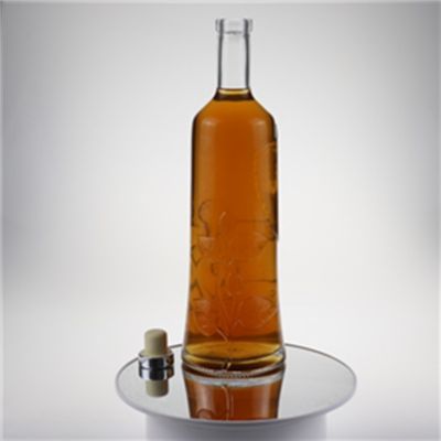 Customized Engraved glass liquor bottle for Glass whiskey ,brandy bottle/Crystal super flint glass material 