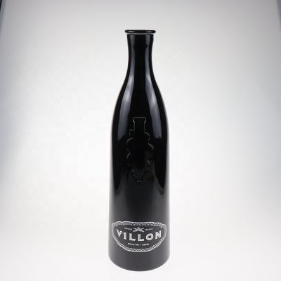 Wholesale custom 500ml frosted black vodka glass bottles with cork 