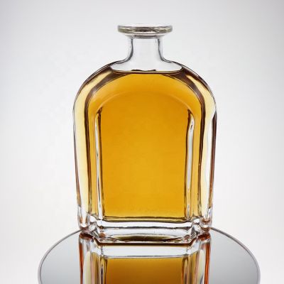 New 700ml Square Empty Clear XO Brandy Whiskey Wine Glass Bottle with Cork 