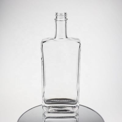 Clear 500ml glass square flat bottle for vodka whiskey gin rum tequila liqueur