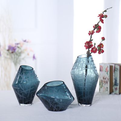 Hand brown gradient blue engraving polishing glass vase 