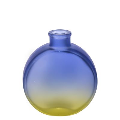 Matte Coloured Gift Bottle 100ml Aroma Diffuser Glass Bottle for Home Fragrance 
