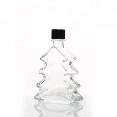 Hot Sale Christmas Tree Shape Glass Crystal Wine Bottles 