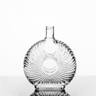 Wholesale High Quality Transparent Clear Liquor Carving Bottle Brandy XO Glass Bottle 