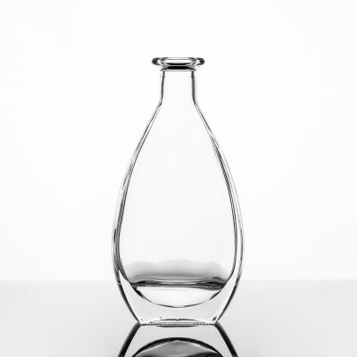 Wholesale Custom High-quality Crystal Transparent Liquor Spirits Rum Vodka Glass Bottle 