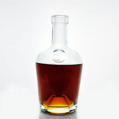 Customized 750 ml 500ml Wholesale 700ml Liquor Spirits Cork Top Rum Vodka Whiskey Tequila Gin Clear Glass Bottles
