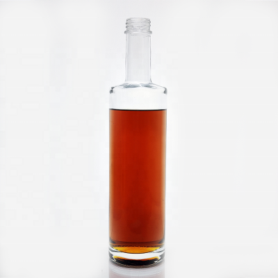Wholesale Spirits Vodka Whiskey Screw Cap Round 700ml Tamper Proof Glass Bottle for Liquor Package 