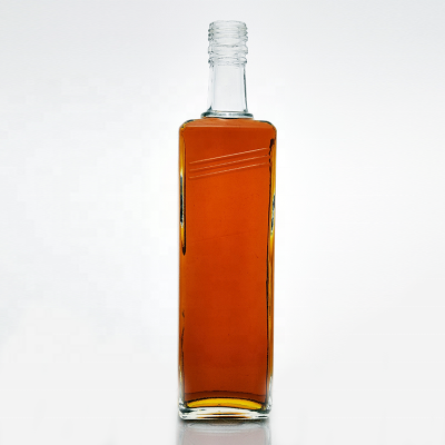 factories glass bottles 50 cl clear glass liquor bottles with screw cap square glass bottle for gin 500ml wholesale