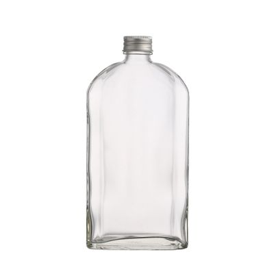High quality 500 ml flat square glass bottles packaging wine liquor with screw