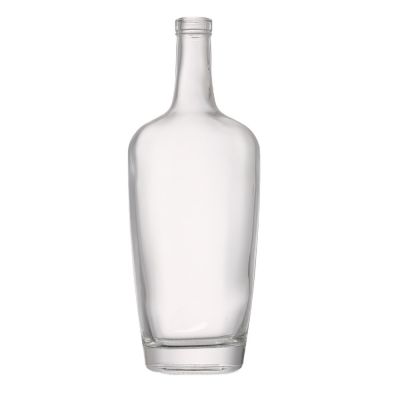 Cheap price heavy 750 ml vodka liquor glass bottle super flint with cork 