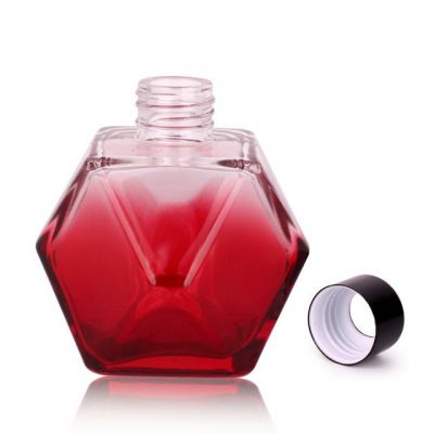 200ml diamond shaped red glass reed diffuser bottle