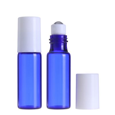 China supplier 5 ml Blue Mini Sample Fragrance Glass Roll On Perfume Bottle with glass Roller white cap eye serum packaging
