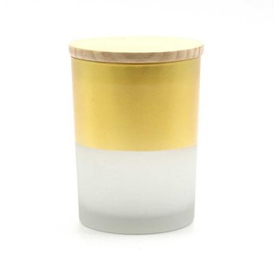 Wholesale Frosted Candle Jar with Lid Candle Vessels