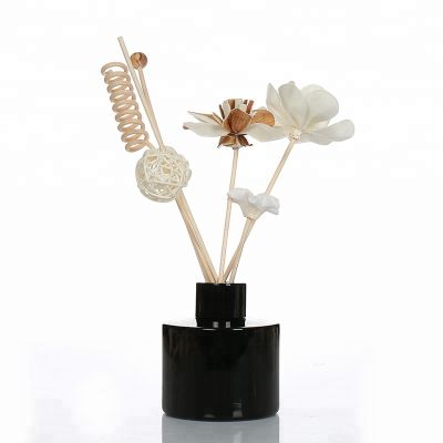 New Design 120ml Black Aromatherapy Reed Diffuser Glass Bottles With Rattan Sticks 
