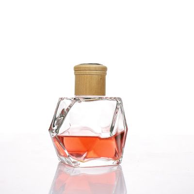 Unique Shape 200ml Empty Reed Diffuser Glass Bottle With Cap 