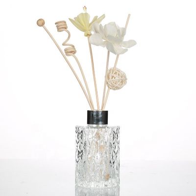 Wholesale Empty 150ml Embossed Decorative Glass Reed Diffuser Bottle 