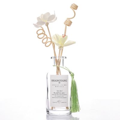 Wholesale 180ml Long Neck Diffuser Glass Aroma Bottle With Reed Flower 