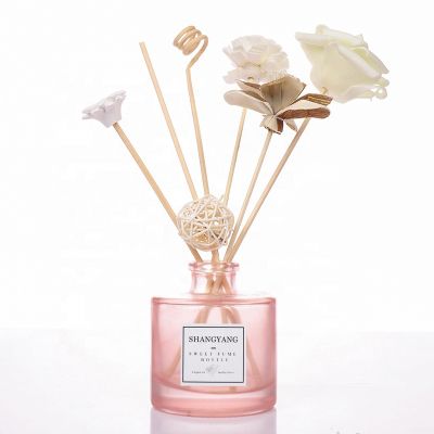 Frosted 130ml Pink Color Fragrance Oil Diffuser Glass Bottle With Reed Sticks