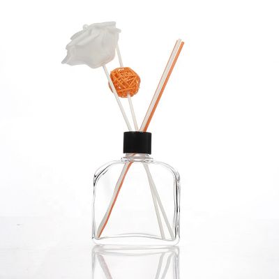 Manufacturer Home Use Fragrance Bottle Glass 130ml Crystal Aroma Reed Diffuser Bottle with Screw Cap 