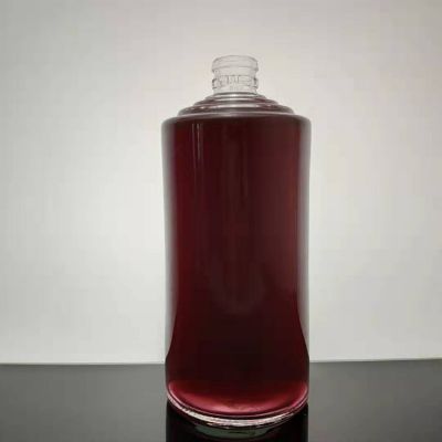 Direct Factory Manufacturer Liquor Vodka 600ml Glass Bottle