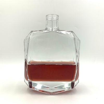 700ml Unique Shape Clear Spirit Glass Bottle 