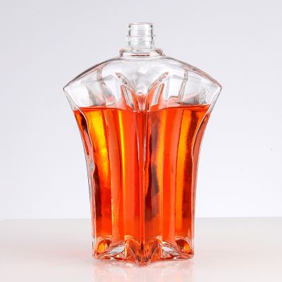 custom made Silk mouth five-pointed star shape bottle crown logo glass bottle for whisky brandy 