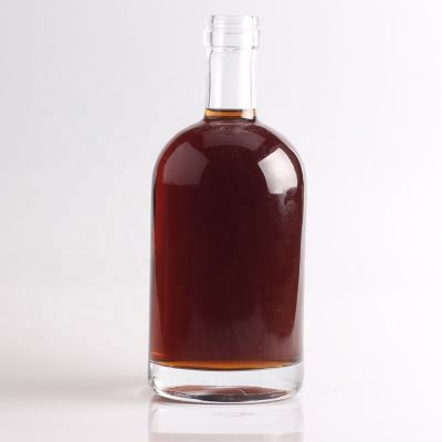 new design glass liquor bottle with lids customized whisky vodka bottle 