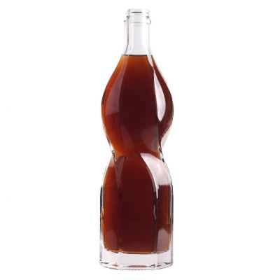 High Quality LuxuryFfancy Shape Spirits Liquor Bottle Handmade Glass Bottle With Lid 