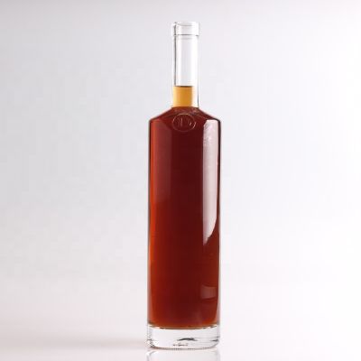 Hot Sale Round 750ml Glass Bottles High Quality Handmade Vodka Bottle With Cork For Wholesale 