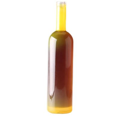 Wholesale Spray Yellow Colored Glass Bottles For Whiskey 750ml Gradient Bottles With Cork Finish 