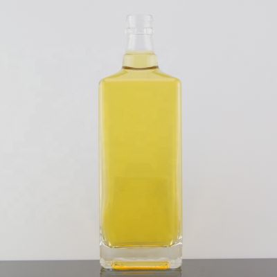 Guala Top Square Shape Clear Spirits 500ml Liquor Glass Bottle Thick Bottom